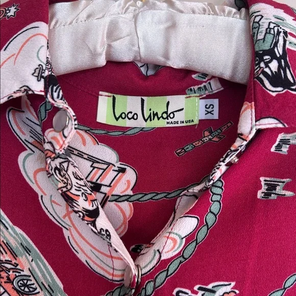 Loco Lindo Burgundy Cowgirl Vintage Style Western Snap Shirt XS - Picture 2 of 4